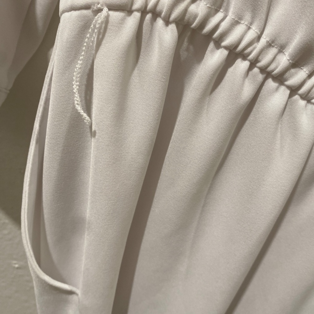 White MLM size S long sleeve wrap, elastic waste ,mini dress - Picture 9 of 9